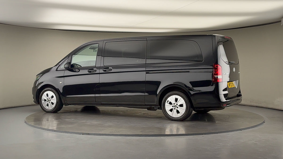 More views of Mercedes-Benz Vito