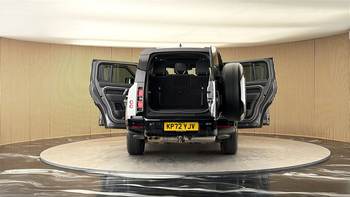 More views of Land Rover Defender 130