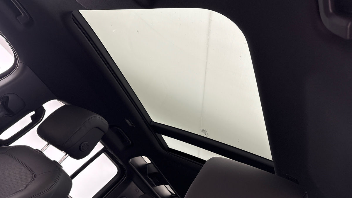 Land Rover Defender 110 Urban Image 6