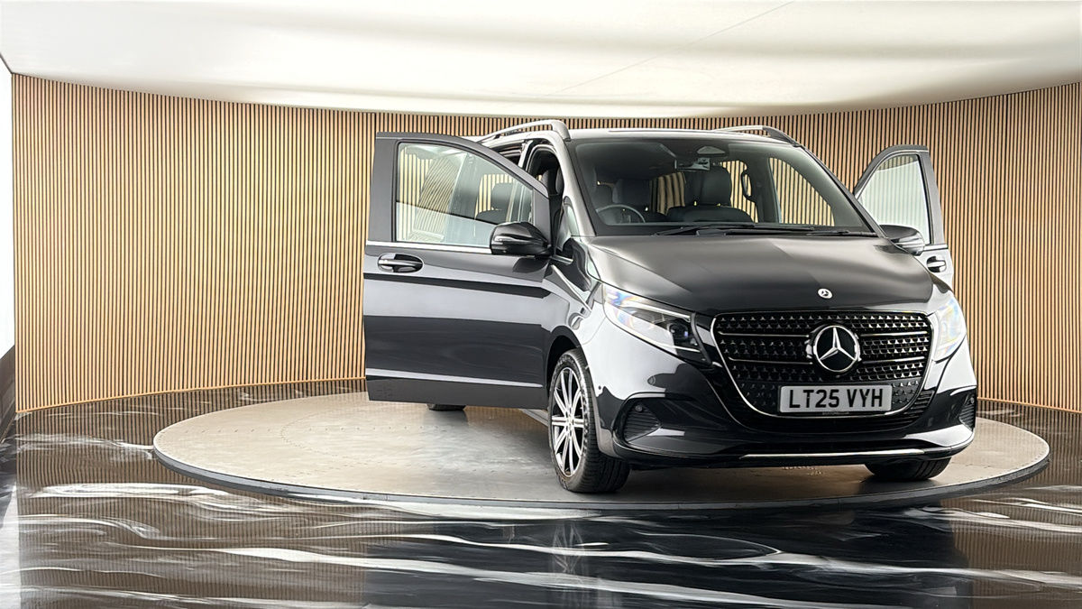 More views of Mercedes-Benz V Class