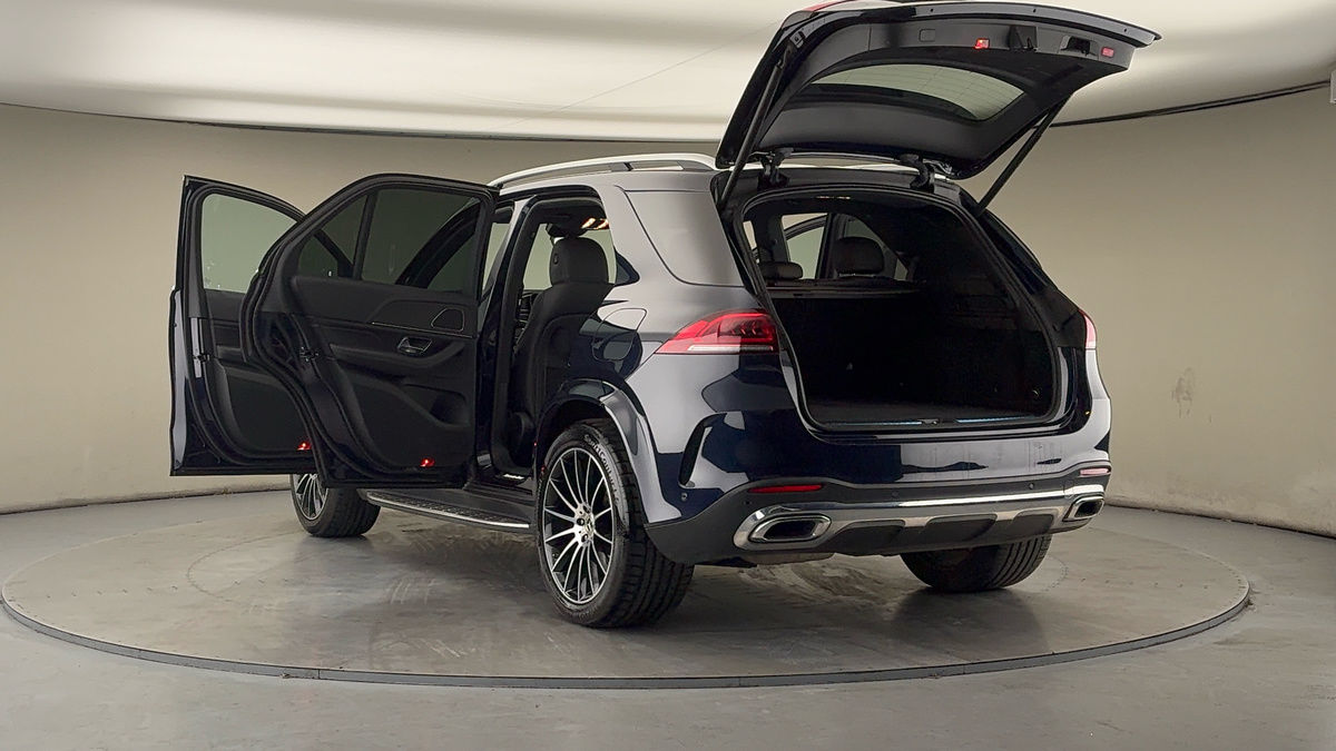 Mercedes-Benz GLE Image 23