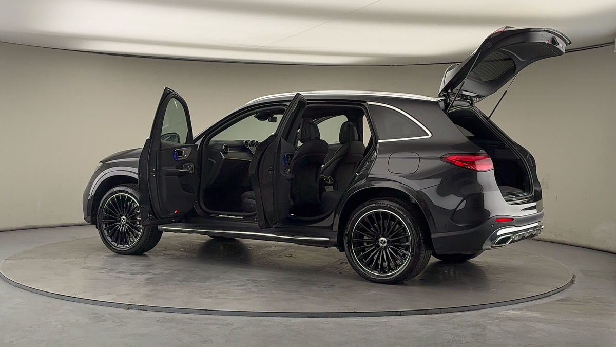 More views of Mercedes-Benz GLC