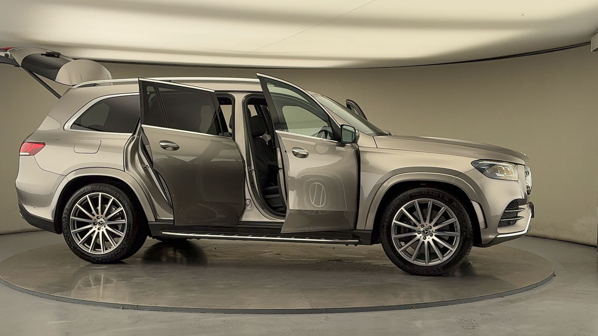 More views of Mercedes-Benz GLS