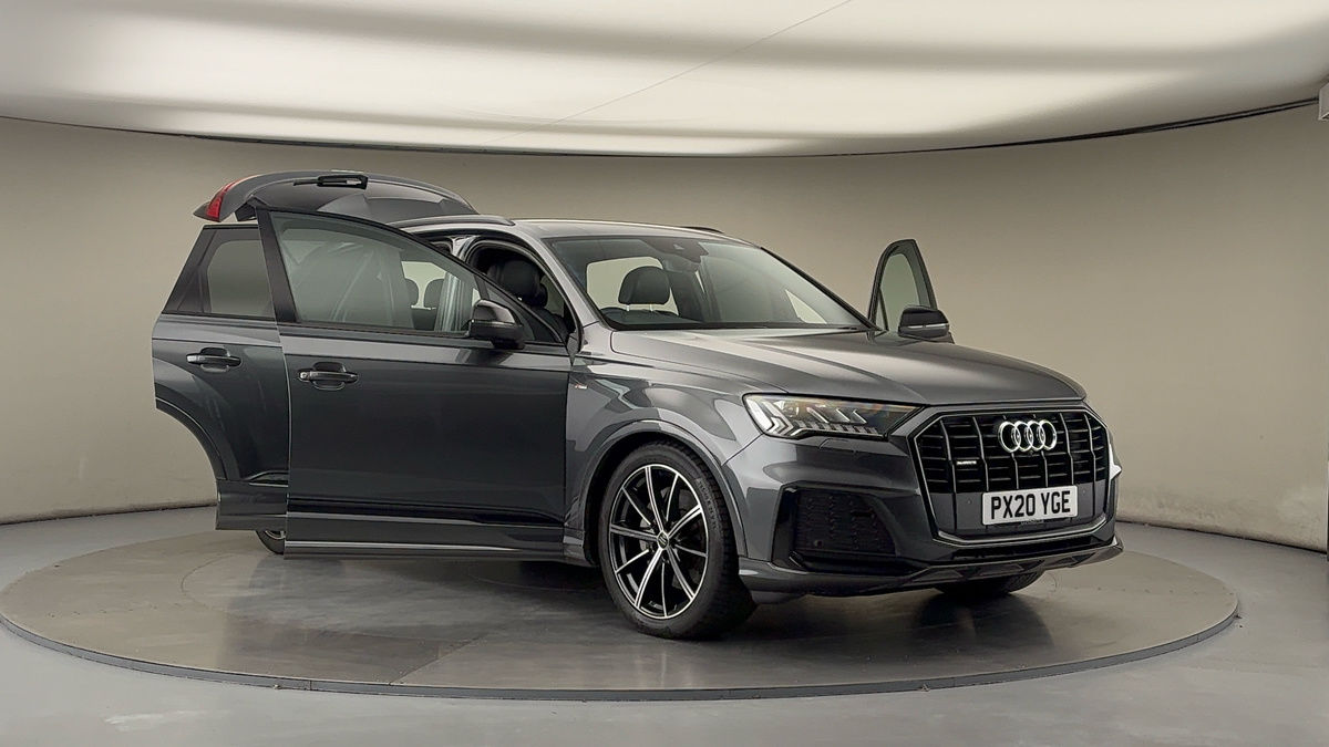 More views of Audi Q7