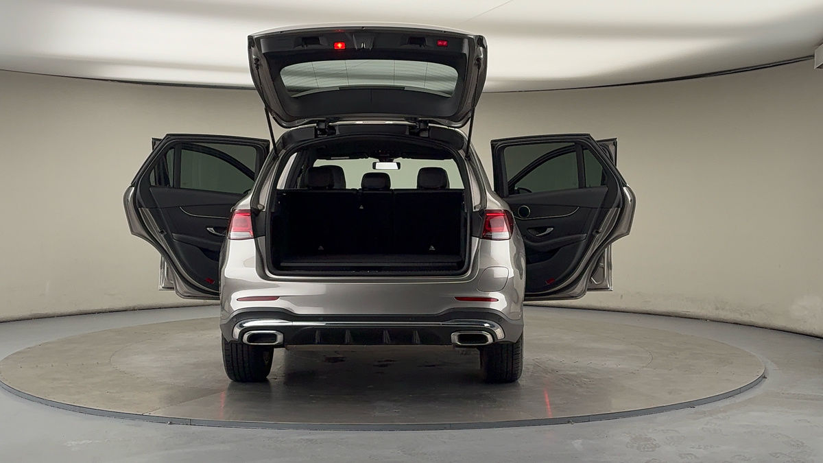 More views of Mercedes-Benz GLC