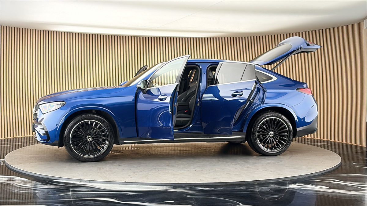 More views of Mercedes-Benz GLC
