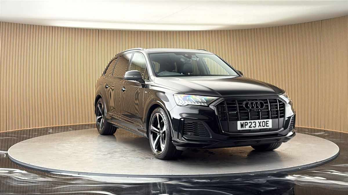 More views of Audi Q7