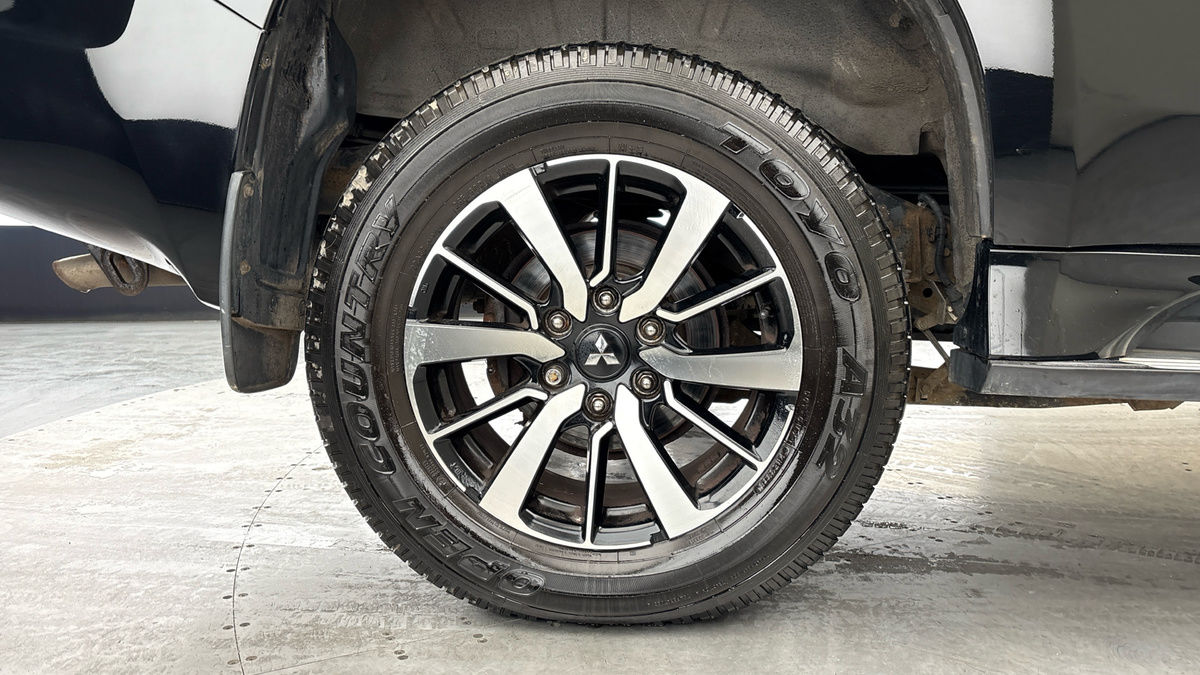 Mitsubishi Shogun Sport Image 10