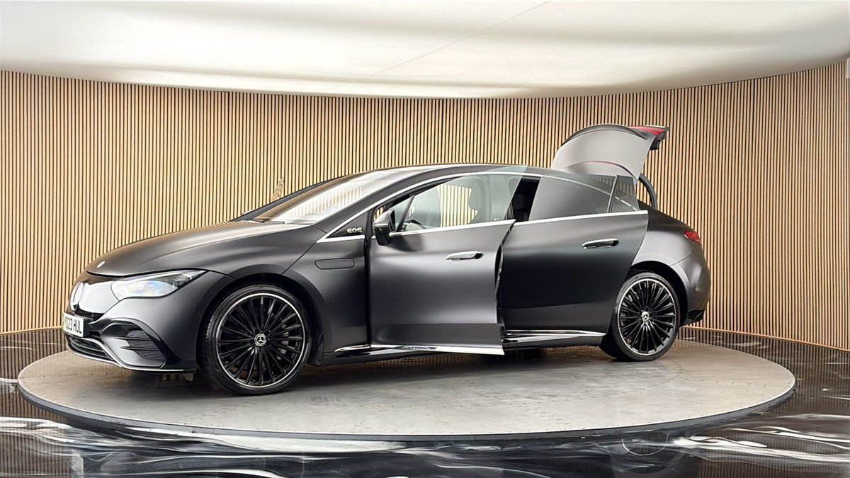 More views of Mercedes-Benz EQE