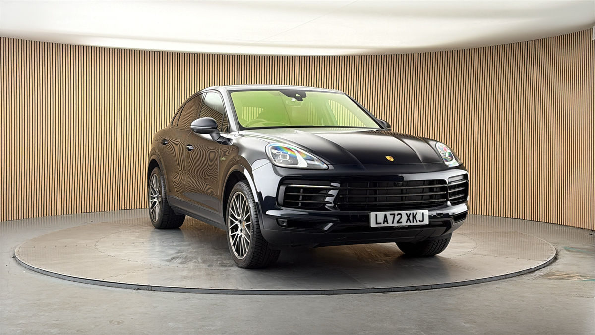 More views of Porsche Cayenne