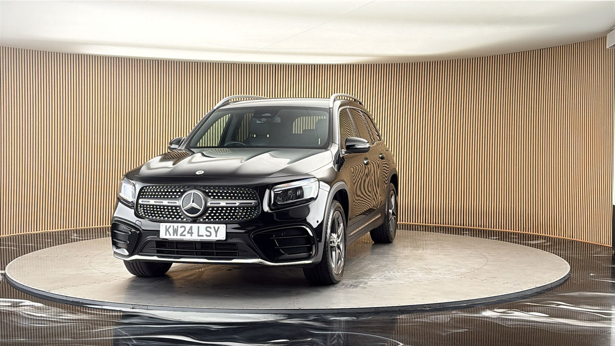 More views of Mercedes-Benz GLB