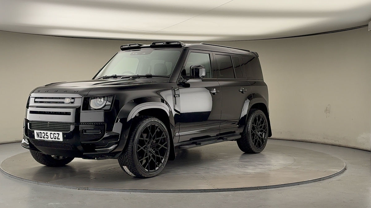 More views of Land Rover Defender 110