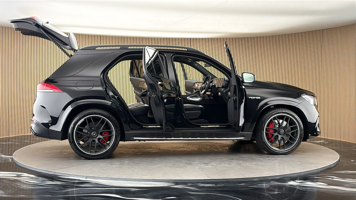 More views of Mercedes-Benz GLE