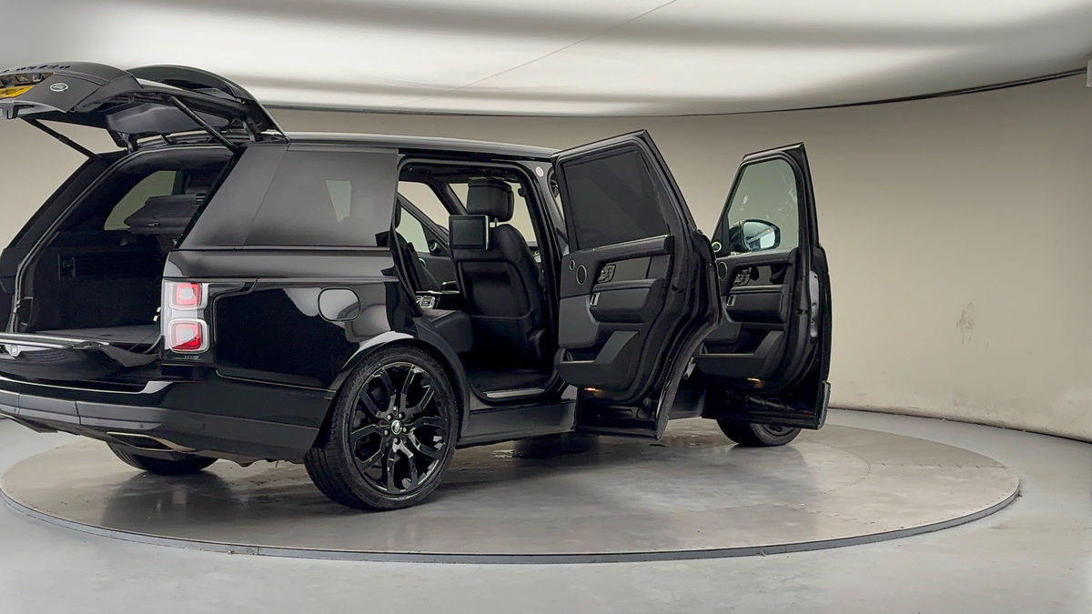 More views of Land Rover Range Rover