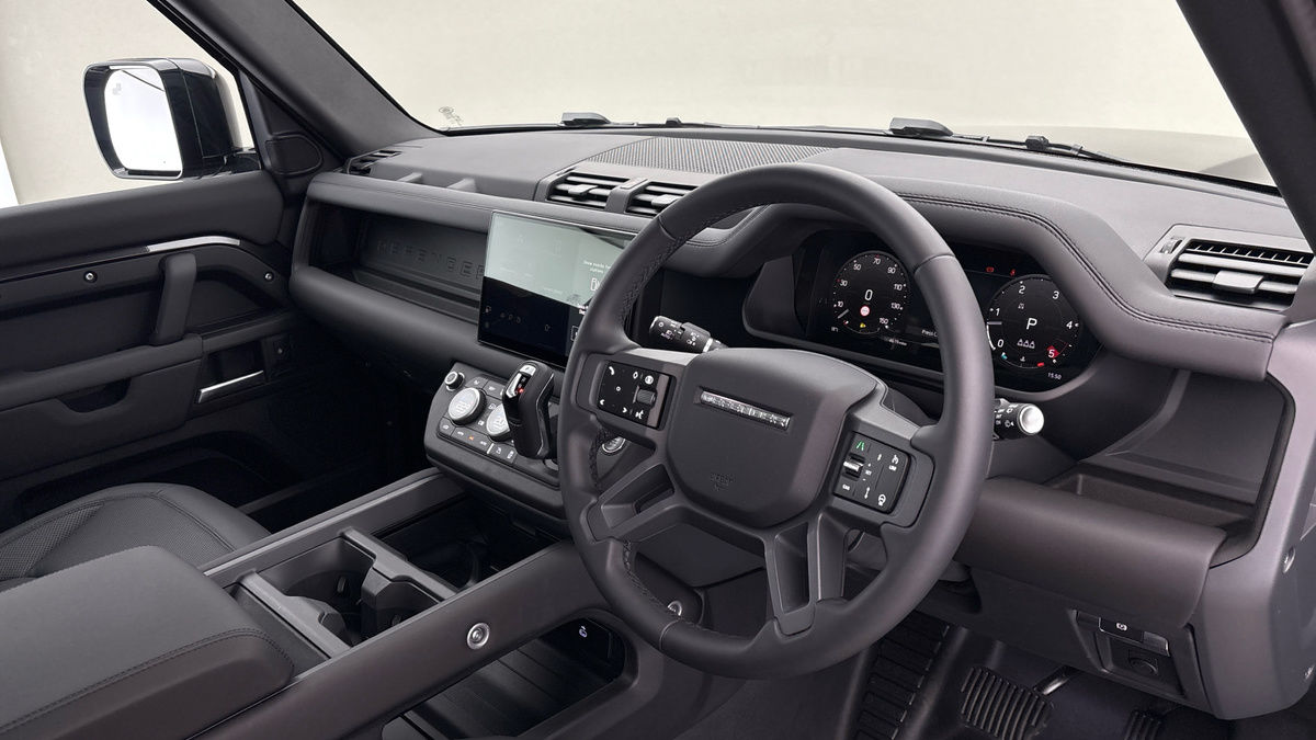 Land Rover Defender 90 Urban Image 5