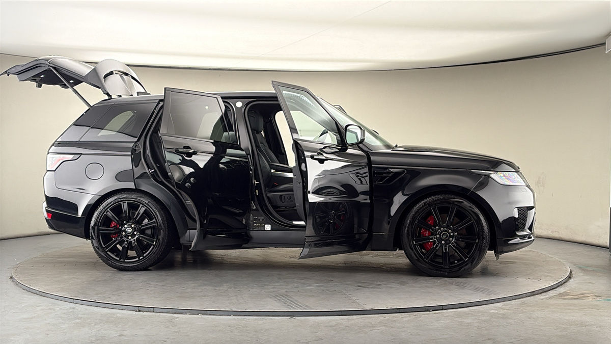More views of Land Rover Range Rover Sport