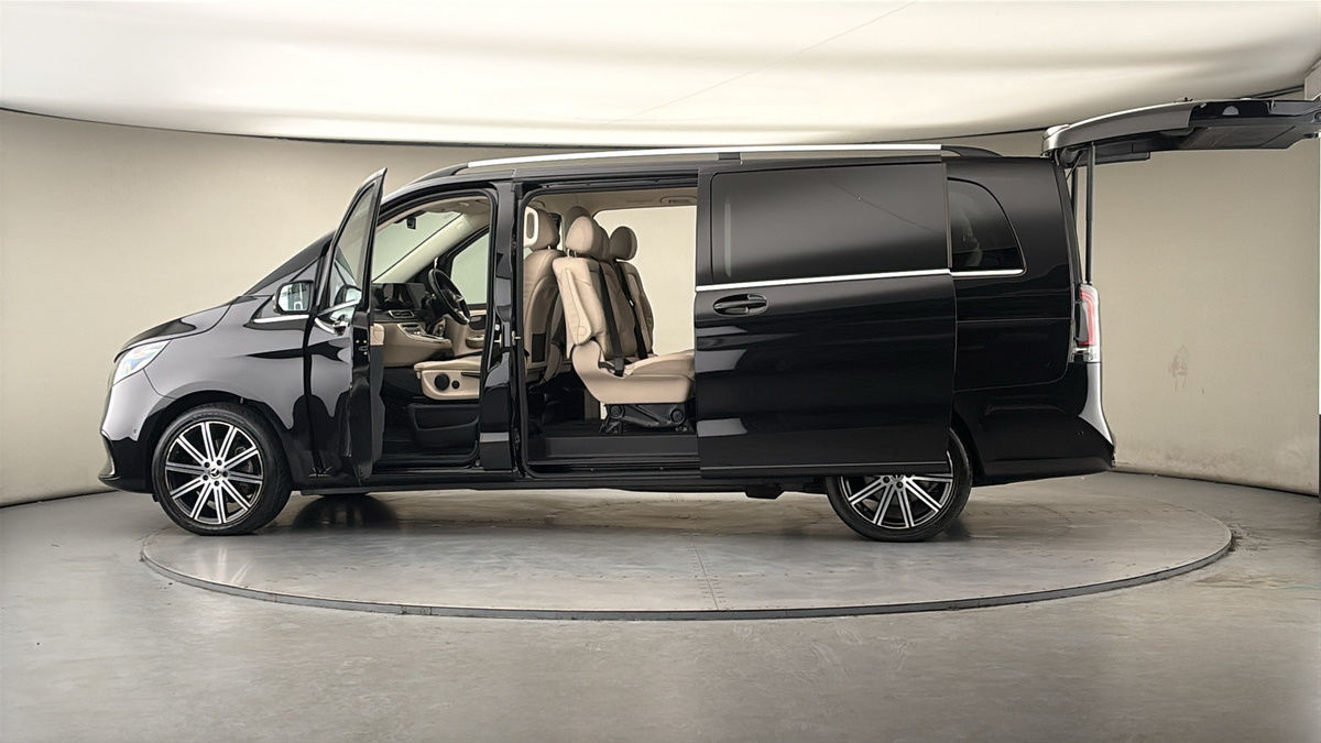 More views of Mercedes-Benz V Class