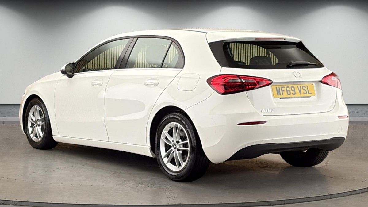 Mercedes-Benz A Class Image 2