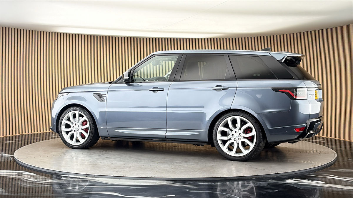 More views of Land Rover Range Rover Sport