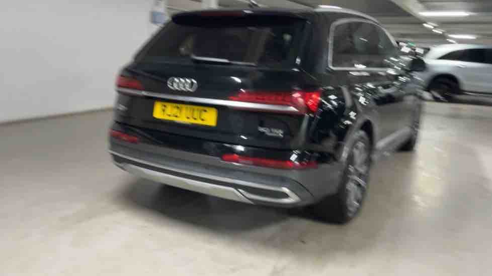 More views of Audi Q7