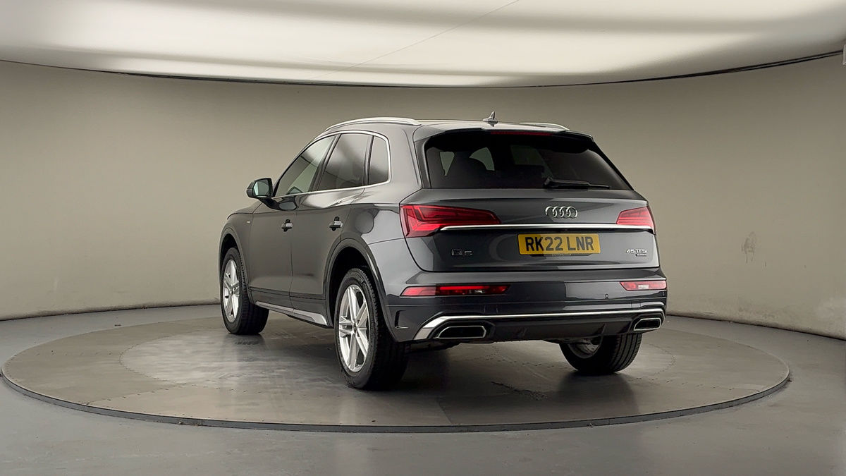 More views of Audi Q5