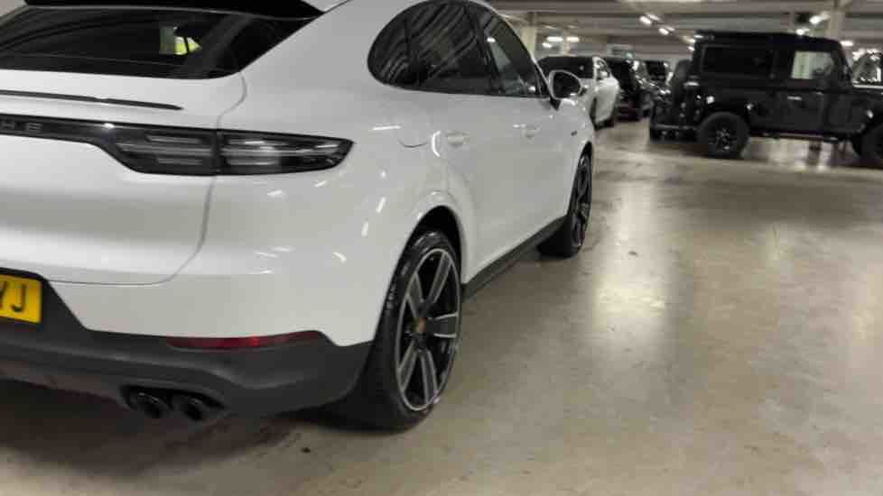 More views of Porsche Cayenne