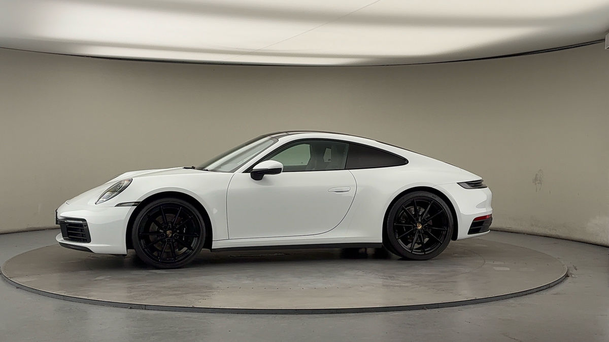 More views of Porsche 911