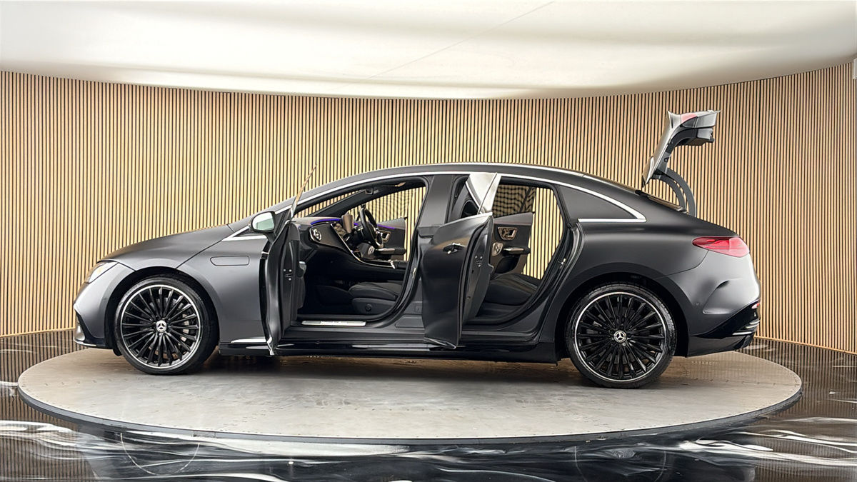 More views of Mercedes-Benz EQE