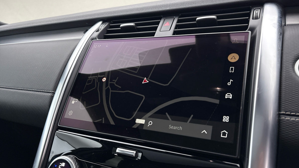 Land Rover Discovery Image 17