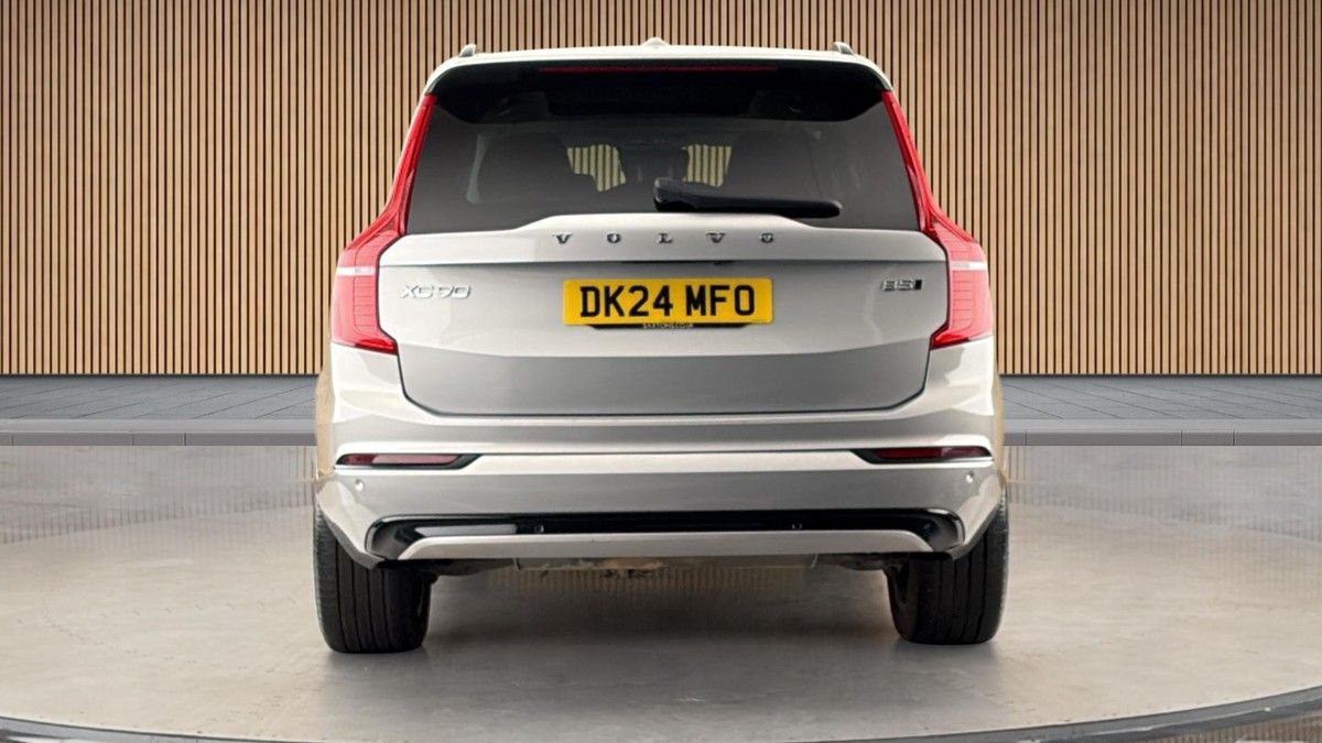 Volvo XC90 Image 4