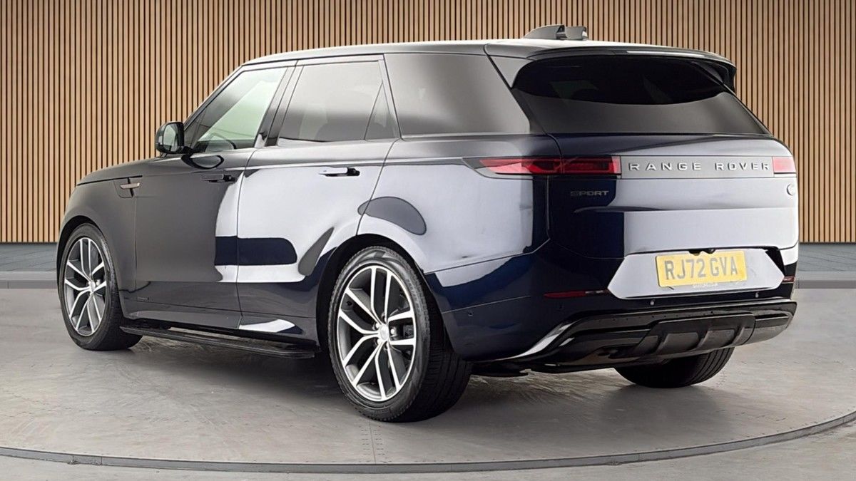 Land Rover Range Rover Sport Image 2