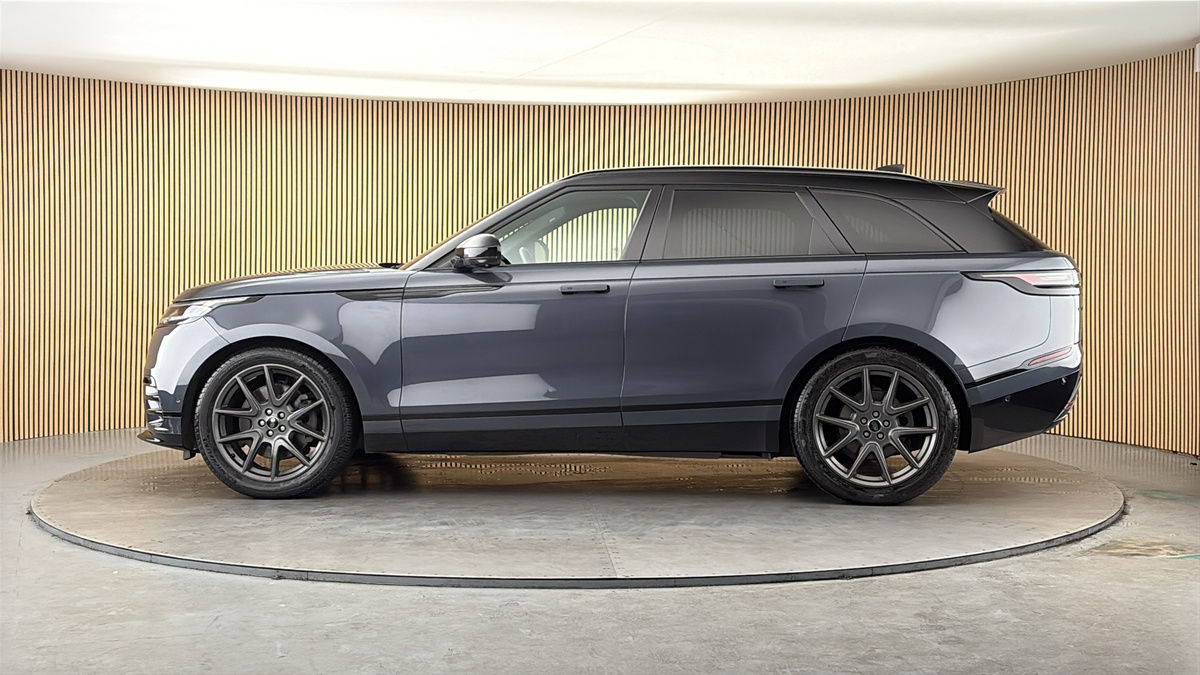 More views of Land Rover Range Rover Velar