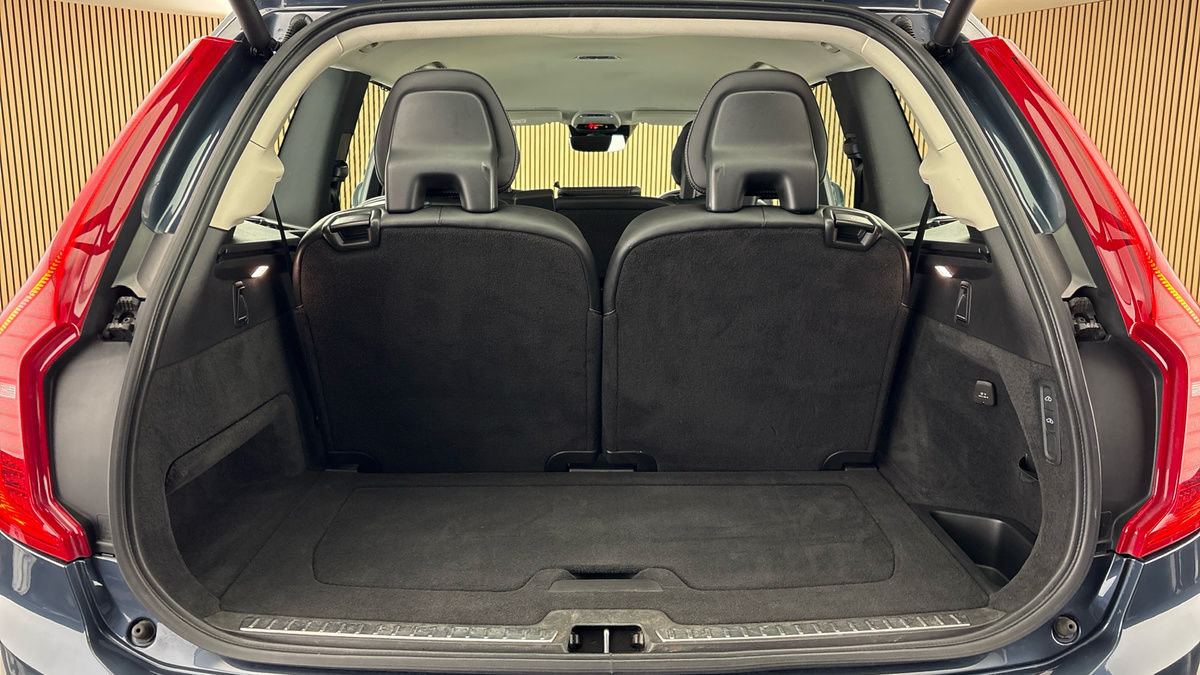 Volvo XC90 Image 11