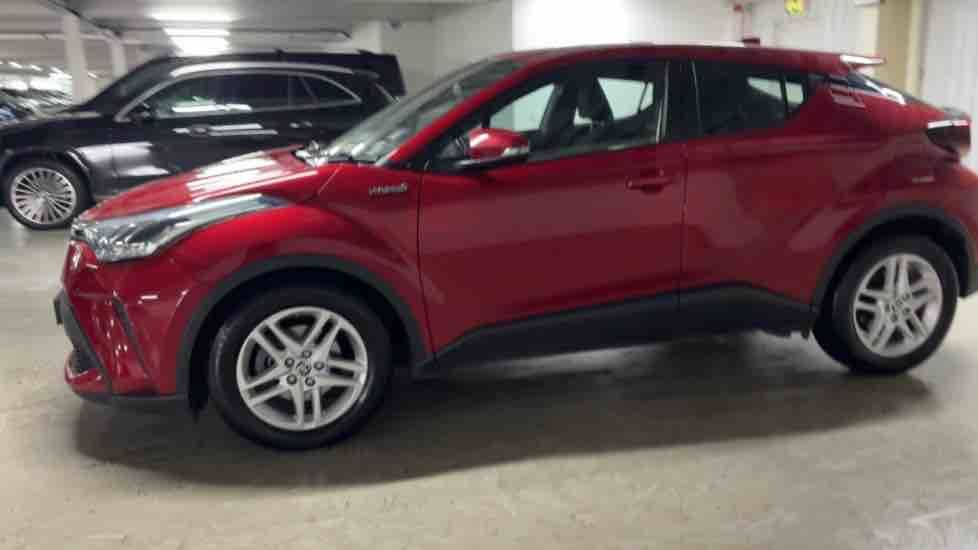 More views of Toyota C-HR