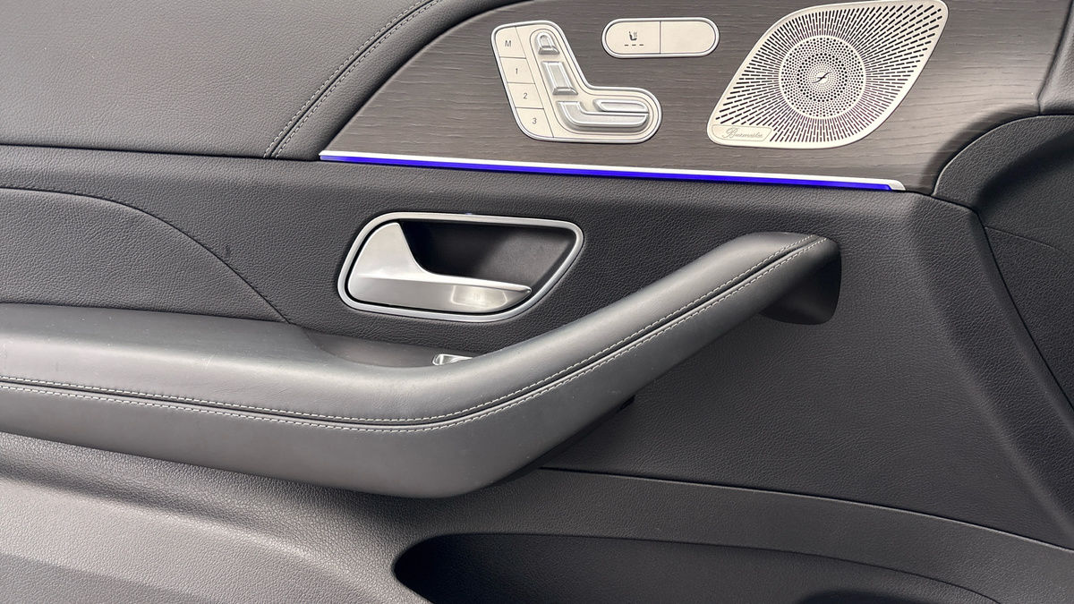 Mercedes-Benz GLE Image 19