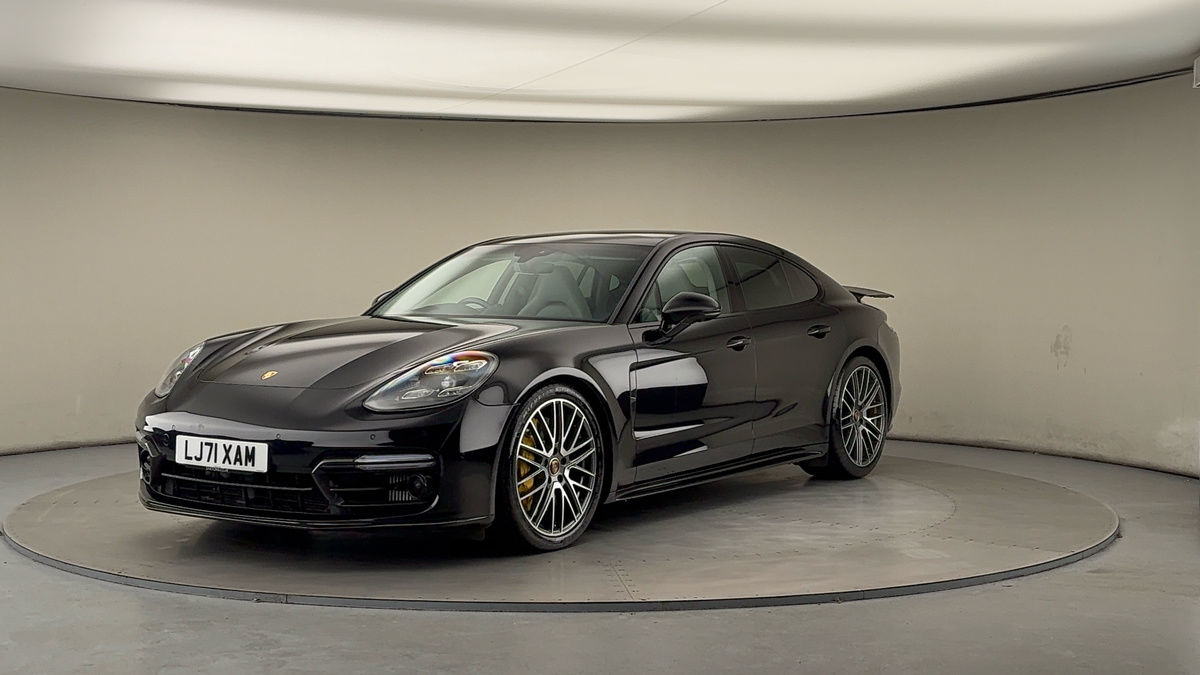 More views of Porsche Panamera