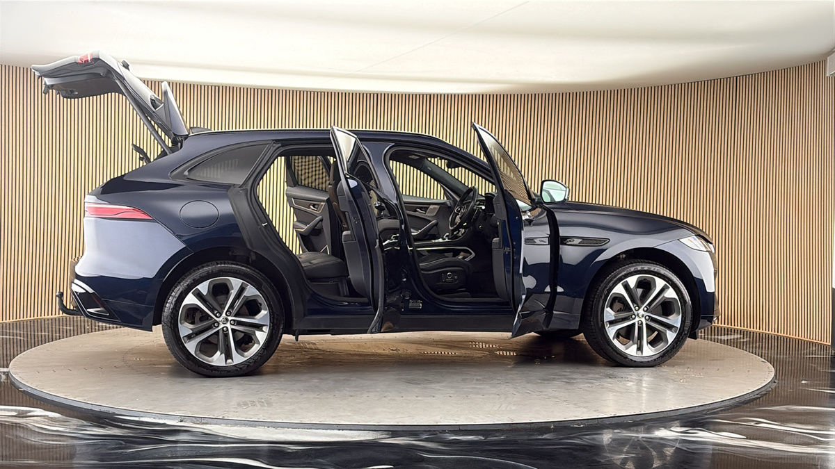 More views of Jaguar F-PACE