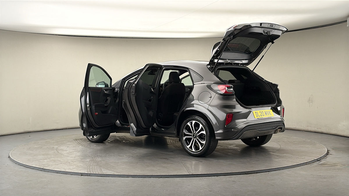 More views of Ford Puma