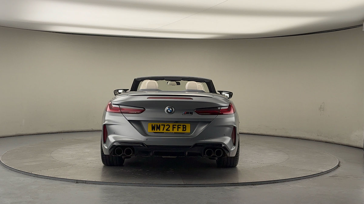 BMW M8 Image 4