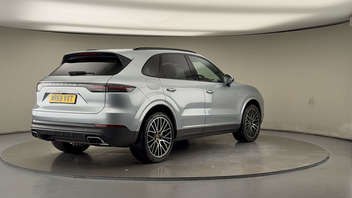 More views of Porsche Cayenne