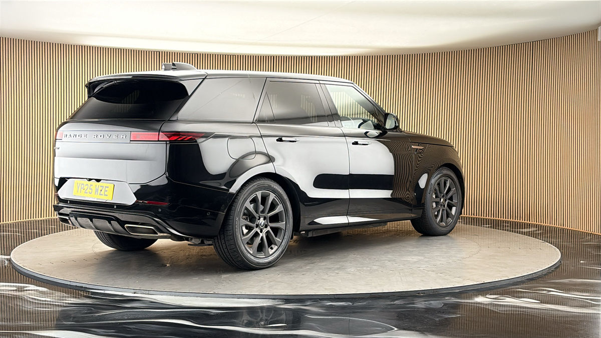 Land Rover Range Rover Sport Image 42
