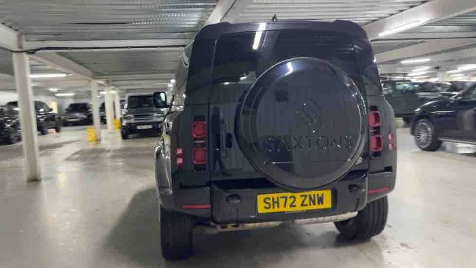 More views of Land Rover Defender 90