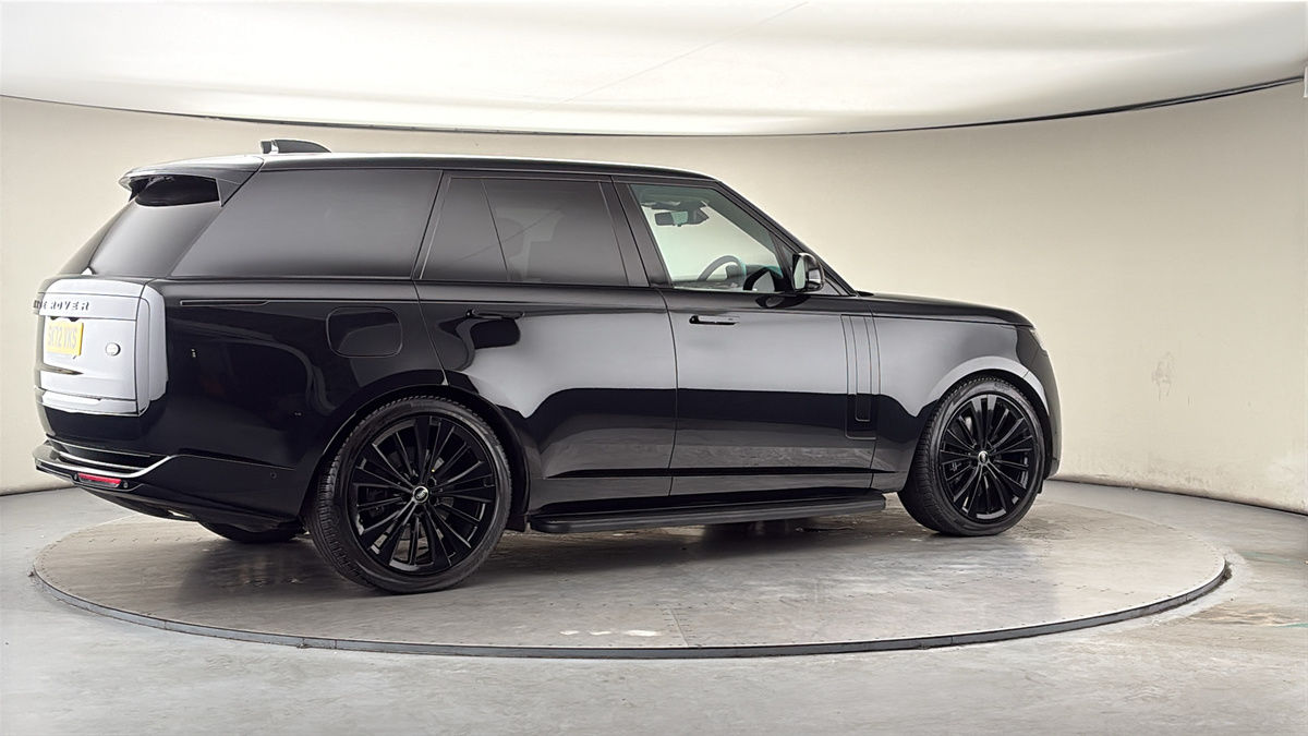 More views of Land Rover Range Rover