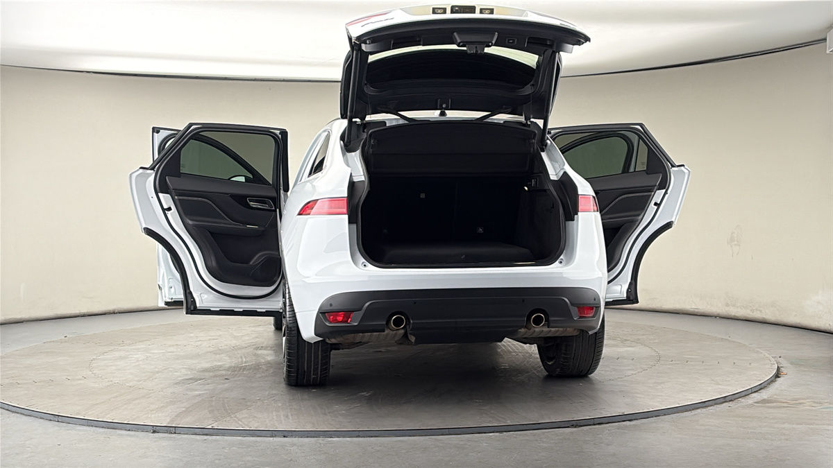 More views of Jaguar F-PACE