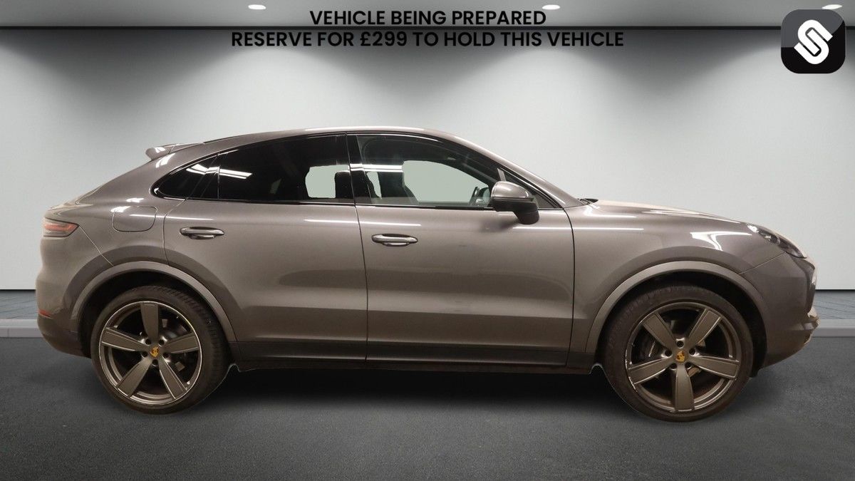 Porsche Cayenne Image 5