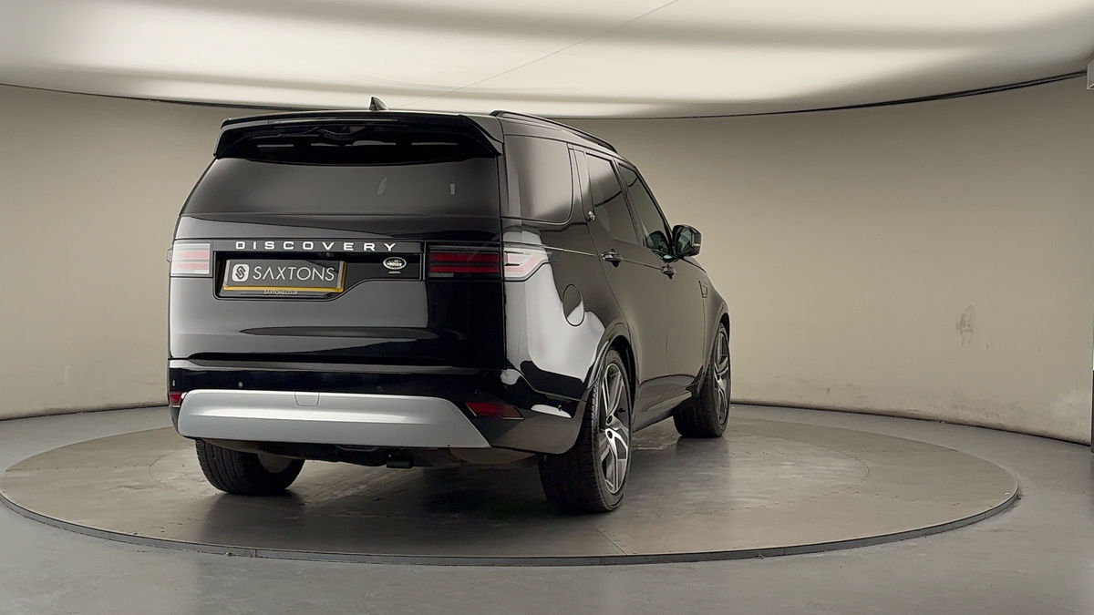 More views of Land Rover Discovery