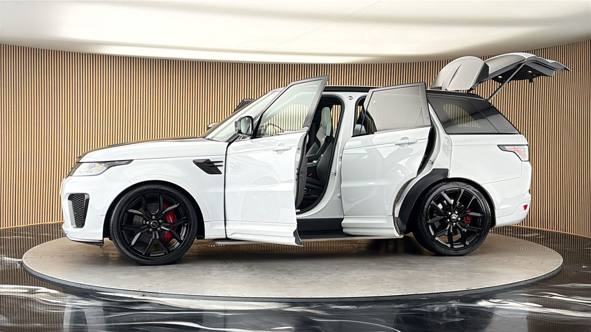 More views of Land Rover Range Rover Sport