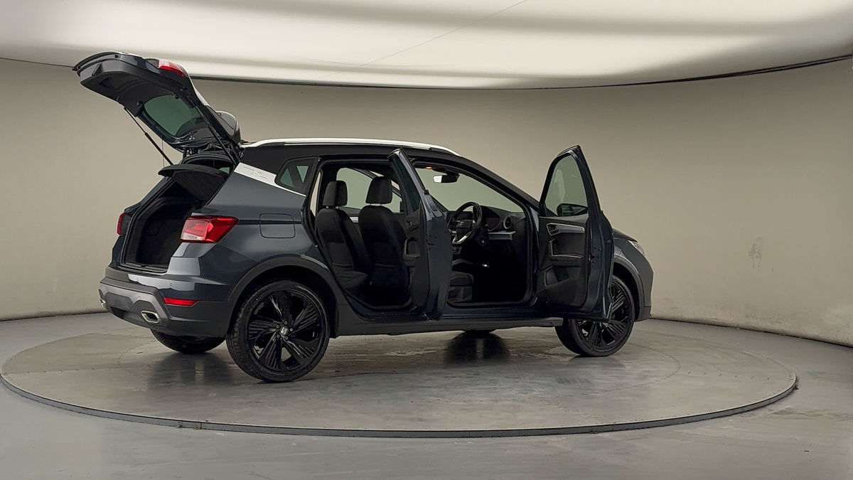 More views of SEAT Arona