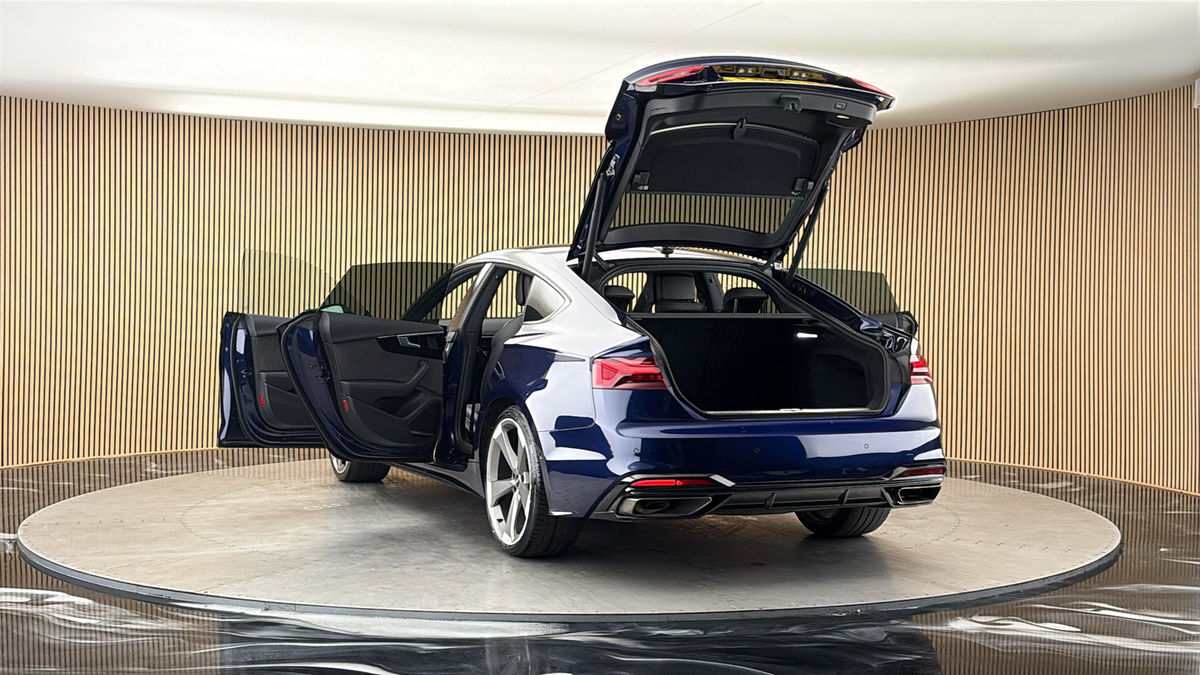 More views of Audi A5