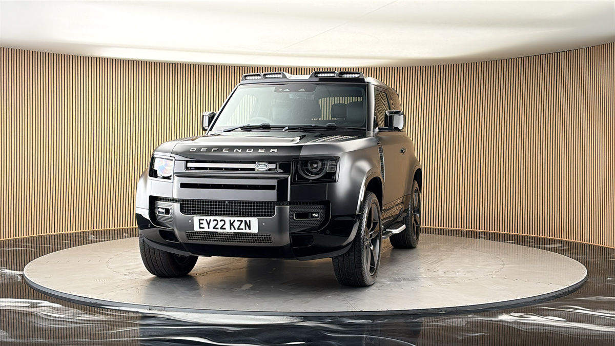 More views of Land Rover Defender 90